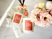 Load image into Gallery viewer, Boutique in Paris