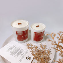 Load image into Gallery viewer, English Pear & Freezia by Pium Candles